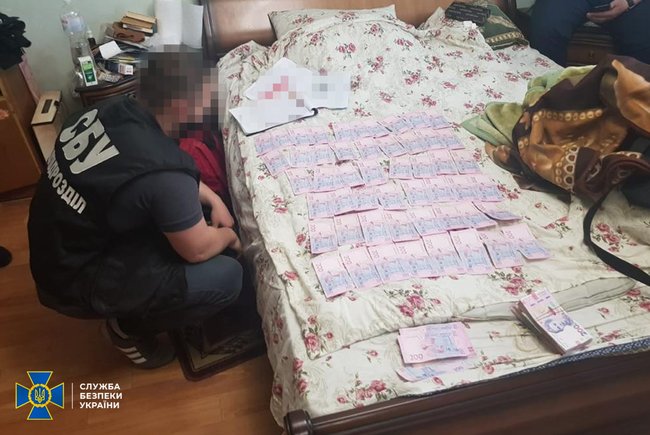 Викрито масштабне розкрадання дизпалива Укрзалізниці в Миколаєві. Щомісячні збитки становили $50 тис., - СБУ 05