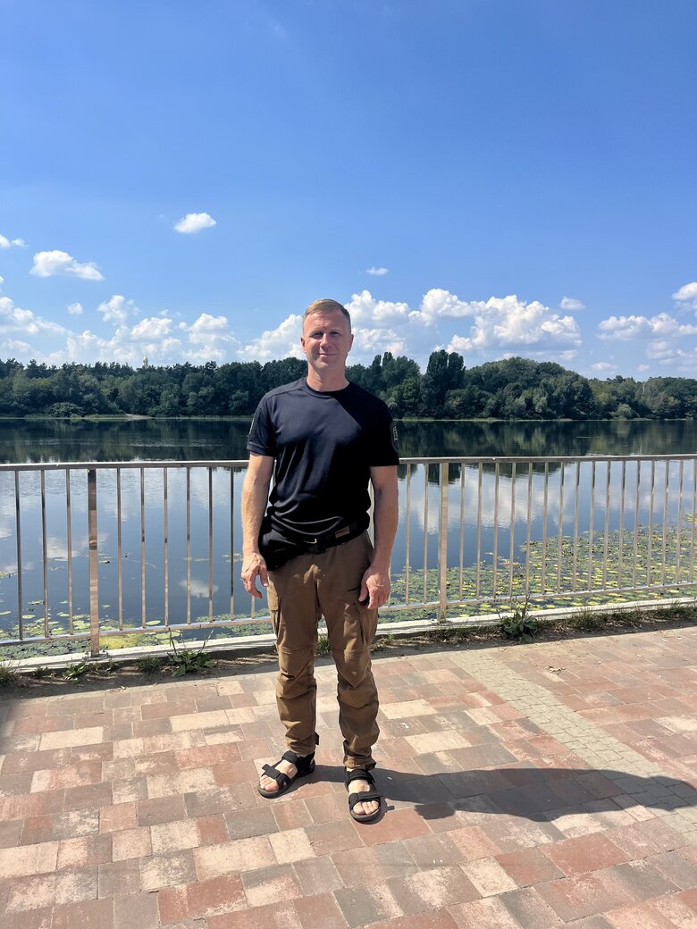 Волонтер Ігор Мікушев: На підрозділ має бути декілька груп волонтерів, а у нас навпаки – на декілька підрозділів одна волонтерська організація, яка фізично не може закрити усі їхні потреби 01