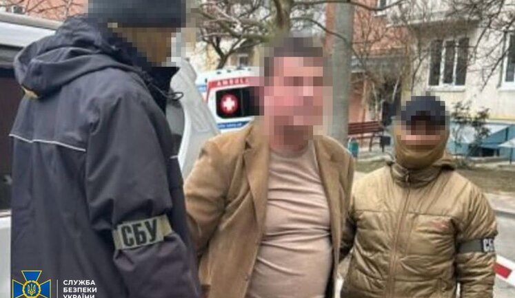 На Одещині на "відкатах" за перемогу в "будівельному" тендері викрито посадовця міськради, - СБУ. ФОТО
