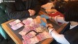 Керівника громадської організації затримали в Києві за підбурювання дати податківцю $20 тис. хабара, - ДБР. ФОТОрепортаж