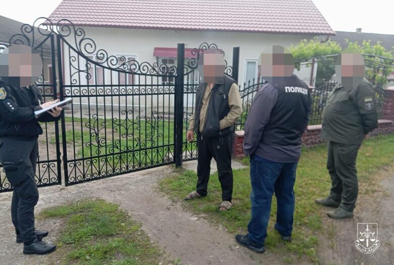 Подделывали документы для уклонистов