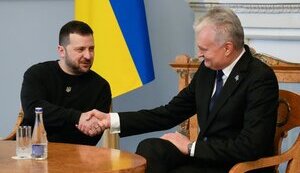 Зеленський та Науседа обговорили повернення призовників до України