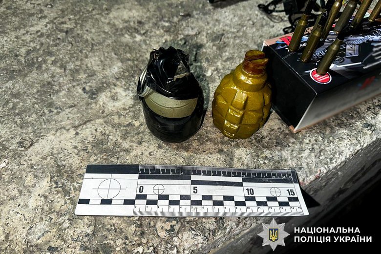 На Рівненщині поліцейські викрили жителя Волині на незаконному перевезенні боєприпасів