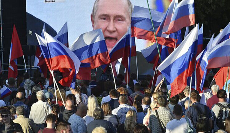 Кремль создает цензированную "Википедию" для россиян, чтобы подменить историю, - The Economist