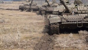 Ukraine's Ground Forces commander: Military presence along Azov Sea coast bolstered in response to Russia's aggressive behavior. PHOTOS