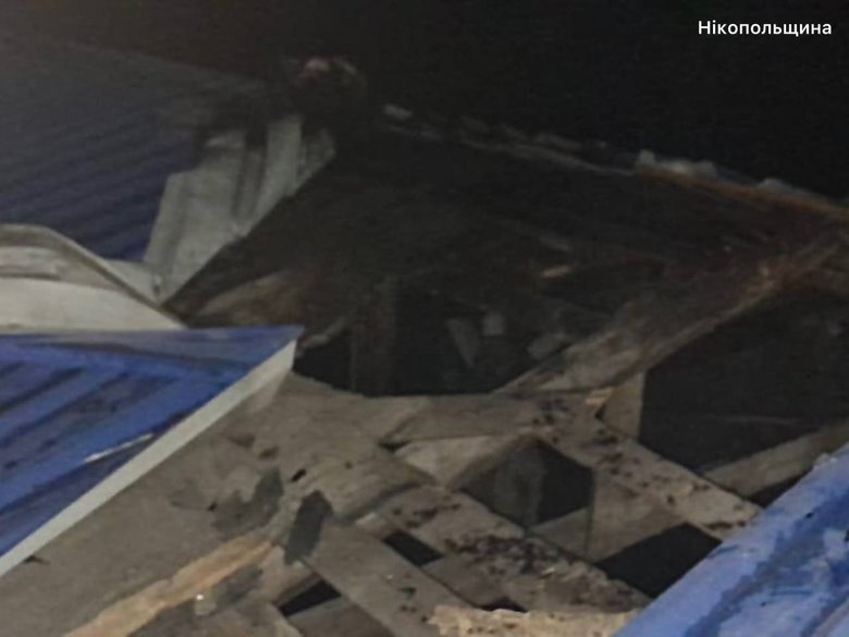 В Никопольском районе россияне нанесли удары по Никополю, Марганецкой, Мировской, Червоногригоровской, Покровской общинам