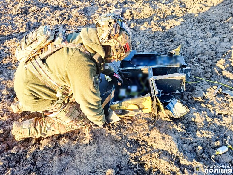На Рівненщині вибухотехніки знешкодили російський безпілотник