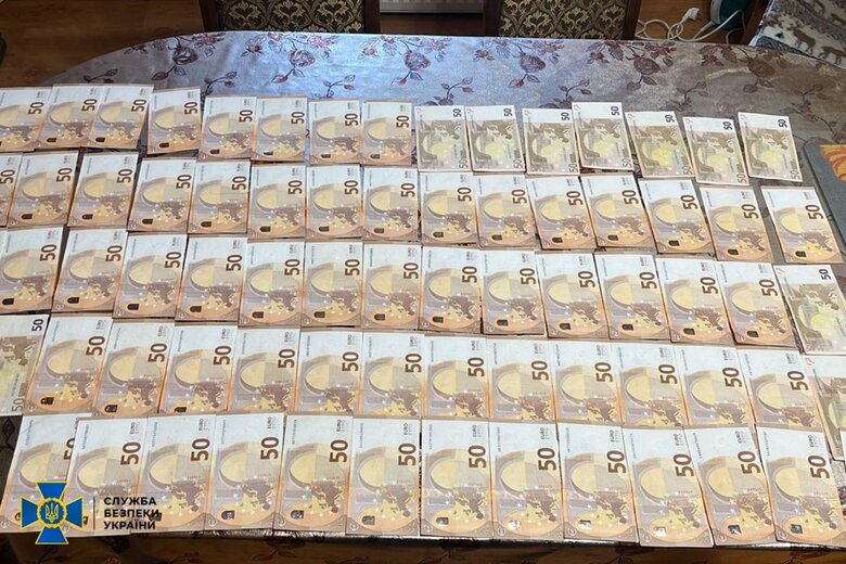 In Vinnytsia, more than 10 officials of military medical commission and doctors who helped evaders to go abroad were exposed, - SSU 09