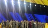 Группа воинов-участников обороны Донецкого аэропорта выступила в поддержку Тимошенко на съезде "Батькивщины". ФОТО