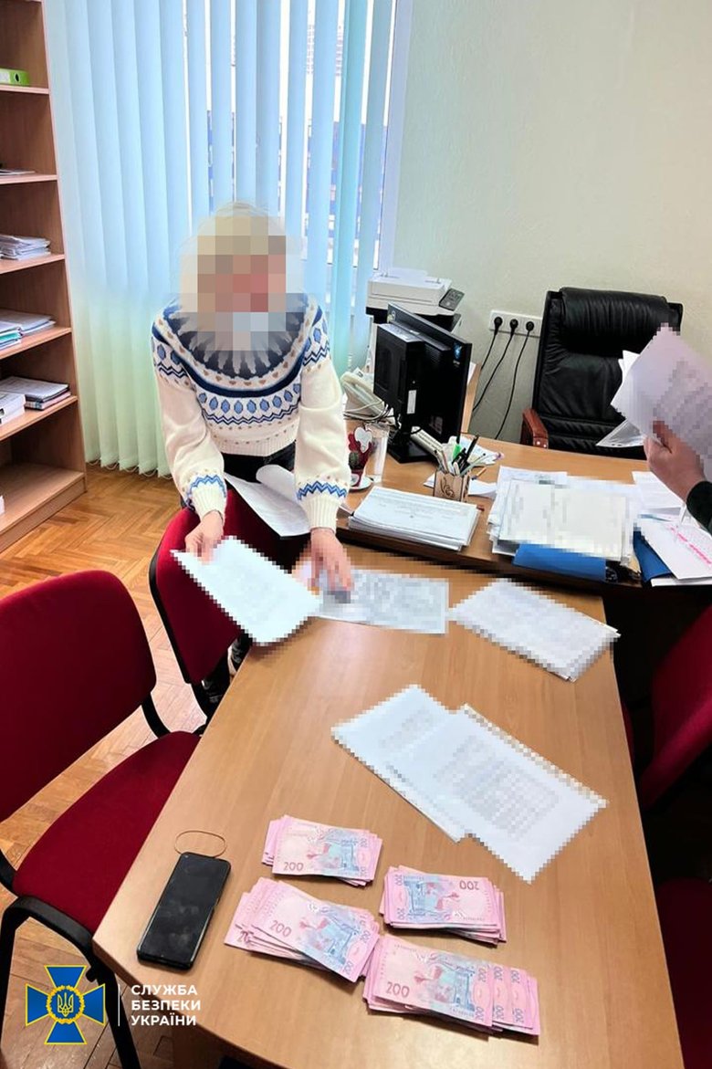 Ексзаступниця міністра соцполітики та ексчиновниця КМДА організували схему вимагання грошей у Київському дитячому діагностичному центрі, - СБУ 06