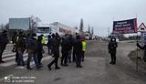 На Кіровоградщині гірники уранових шахт вже добу перекривають дороги, - Волинець