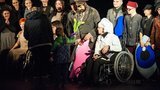Инклюзивный арт-проект "Краще Разом" даст в Киеве 26 февраля единственный спектакль по мотивам поэмы Кэрролла. ФОТО