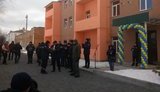 Глава ДСНС Чечоткін вручив рятувальникам спеціального авіаційного загону ключі від 48 квартир у Ніжині. ФОТО