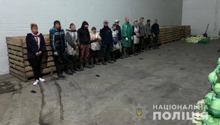 60 человек освободили из трудового рабства на Днепропетровщине, - Нацполиция. ВИДЕО+ФОТОрепортаж