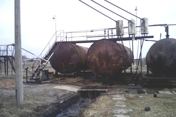 производство нефтебаза бензин. подпольное