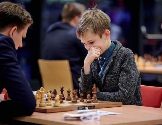 14-річний шахіст Самуненков представляє Україну на чемпіонаті Європи з рапіду та бліцу 01