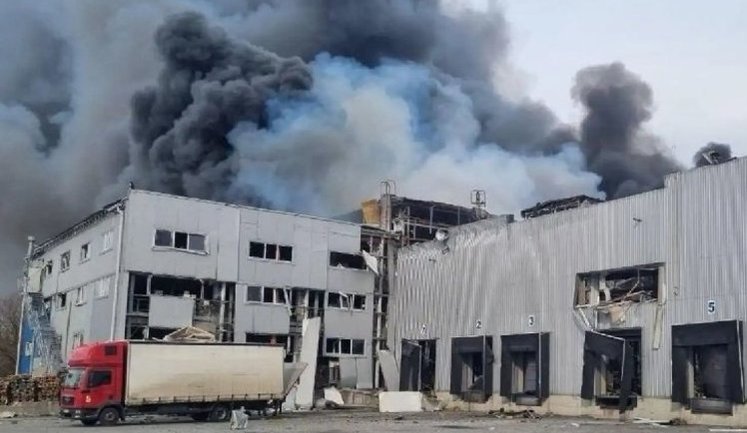 Кабмін звільнив від перевірок майно підприємств, пошкоджених обстрілами