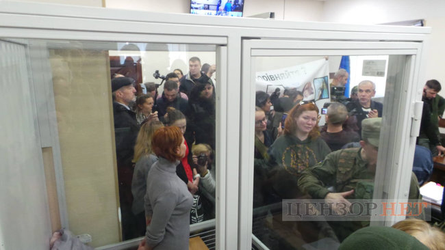 Неявившиеся на рассмотрение апелляции на арест Кузьменко прокуроры едут в суд, - Корчинская 04