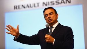 Акции Nissan падают после ареста председателя совета директоров компании