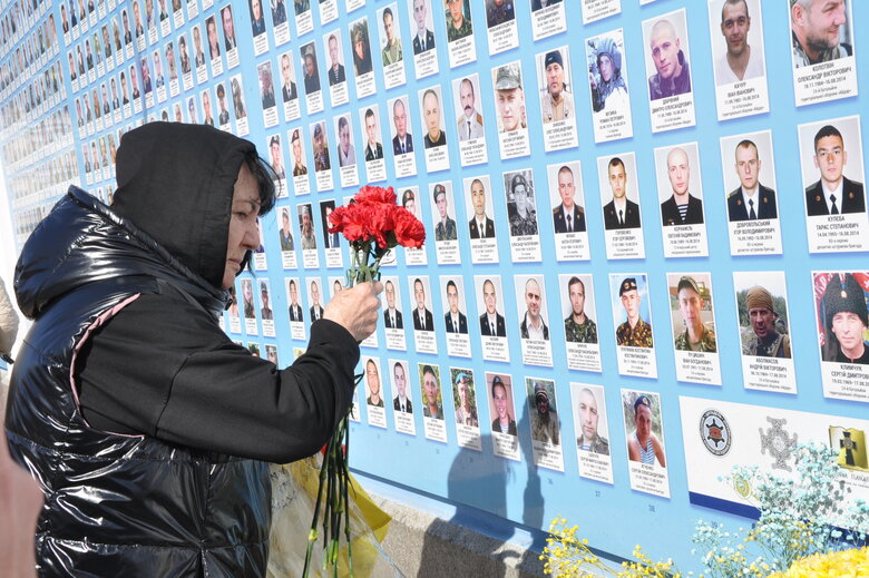 Memory of soldiers who died in war with Russian Federation since 2014 was commemorated in center of Kyiv 14
