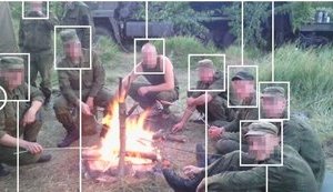 Госдума запретила российским военным пользоваться смартфонами
