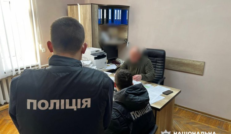 Правоохоронці викрили схему із закупівлею дров для ЗСУ ймовірно на понад 77 мільйонів гривень. ФОТОрепортаж