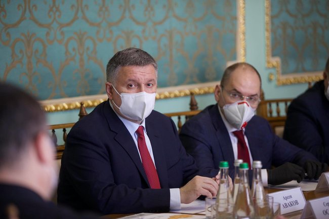 Санітарний вертоліт заступив на цілодобове чергування в Чернівецькій області: транспортуватиме пацієнтів з COVID-19, - МВС 01