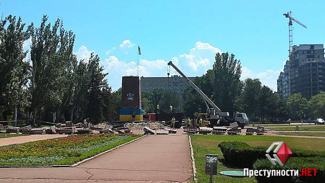 ленин николаев демонтаж памтяник