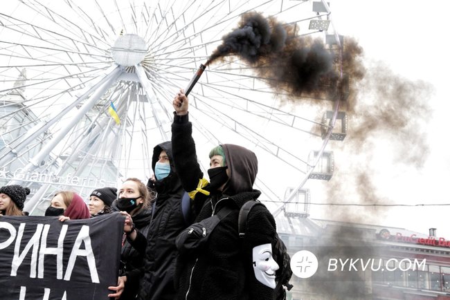 Захисники прав тварин провели акцію в центрі Києва 04