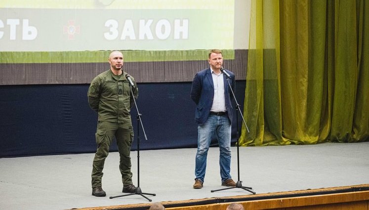 Фільм про долю Марківа "Позивний "Італієць" представили в Дніпрі: Найцікавіше - спілкування аудиторії з головним героєм після перегляду. ФОТОрепортаж