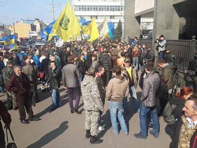 кс митинг