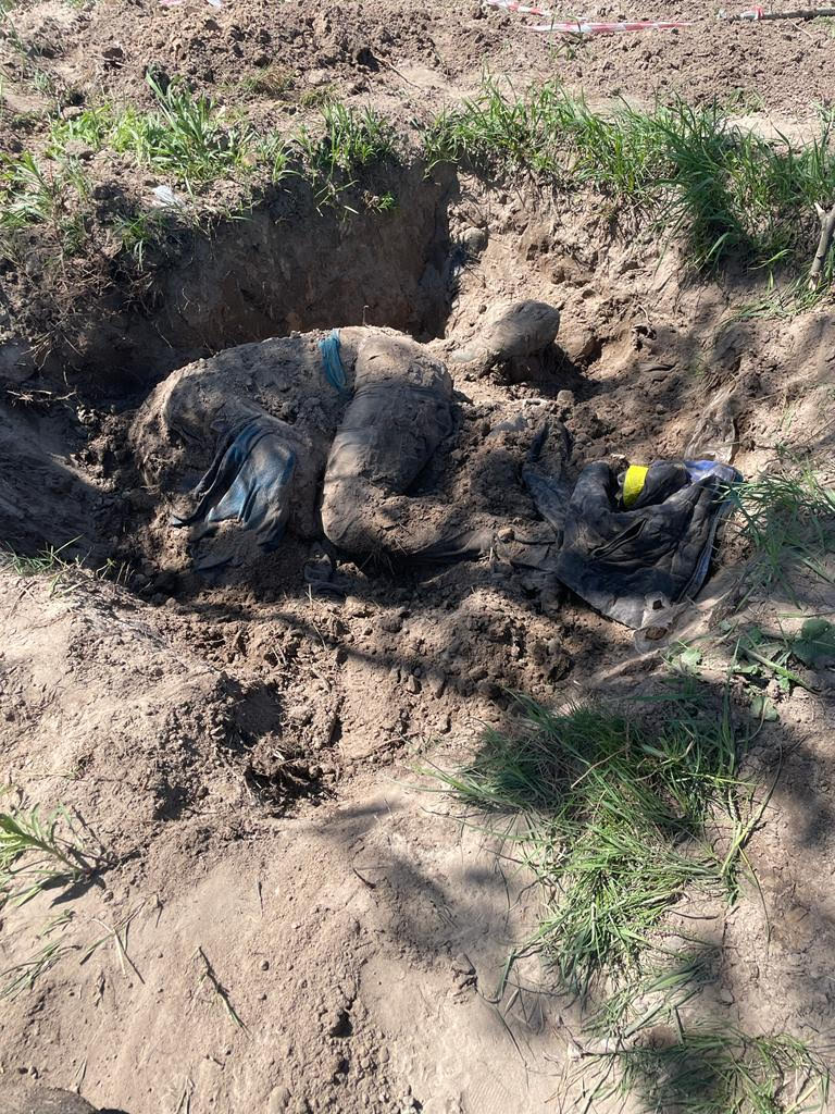 Russians shot three civilians in head. Crimes of Russian army continue to be documented in Kyiv region. 01 Russians shot three civilians in head. Crimes of Russian army continue to be documented in Kyiv region. 01