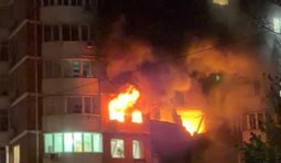 Через ворожий обстріл в Одесі виникли масштабні пожежі, поранено 16 осіб