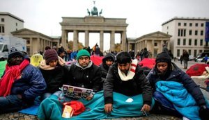 Кількість мігрантів у Євросоюзі торік досягла рекордних 64,2 мільйона осіб