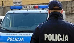 У Варшаві українській підлітці вибили два передні зуби через її акцент. ВIДЕО