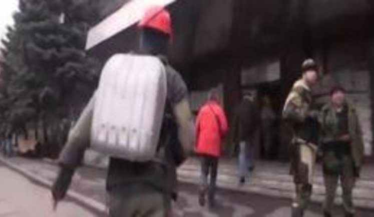 Explosion rocked Donetsk mine Wednesday morning. Media report 30 killed. VIDEO