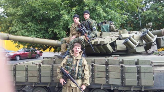 россия донбасс танки