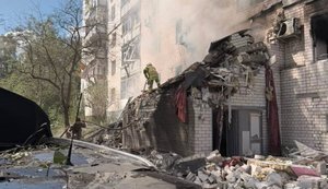 Russian drone struck high-rise building in Chernihiv, 14 people were injured, including 2 children (updated). PHOTO