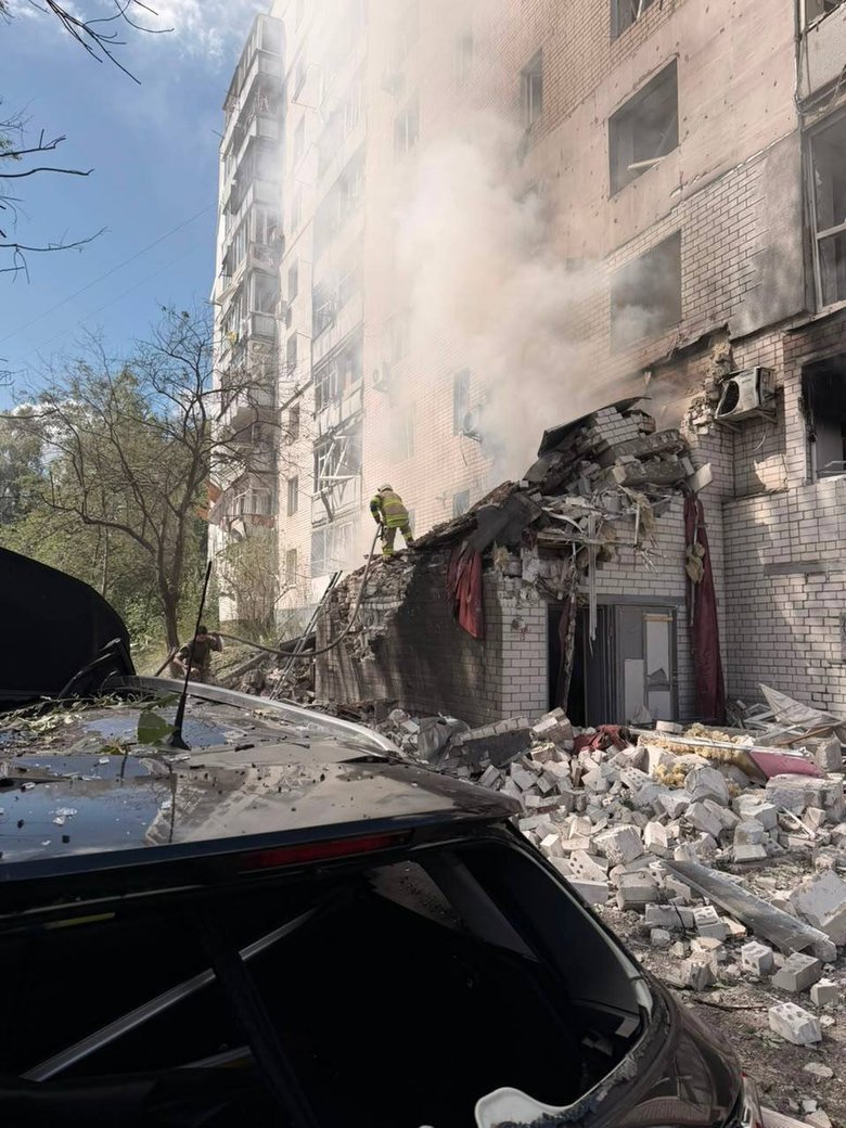 удар по будинку в Чернігові