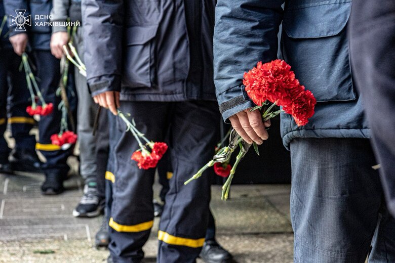 похорон рятувальників в Харкові