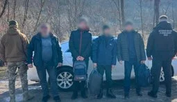 У Вінницькій області ДПСУ зупинили таксі до держрубежу