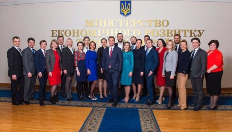 "Thank you everyone!" - Abromavicius thanked Economic Development and Trade Ministry team for cooperation. PHOTO