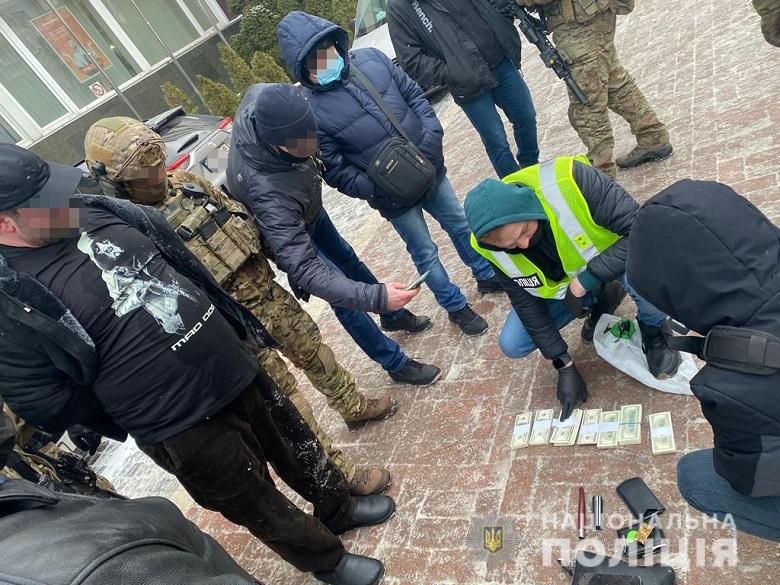 Затримано іноземця за вимагання у підприємця в Києві $1 000 000 неіснуючого боргу, - Нацполіція 02