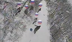 безпілотник атакує російських штурмовиків