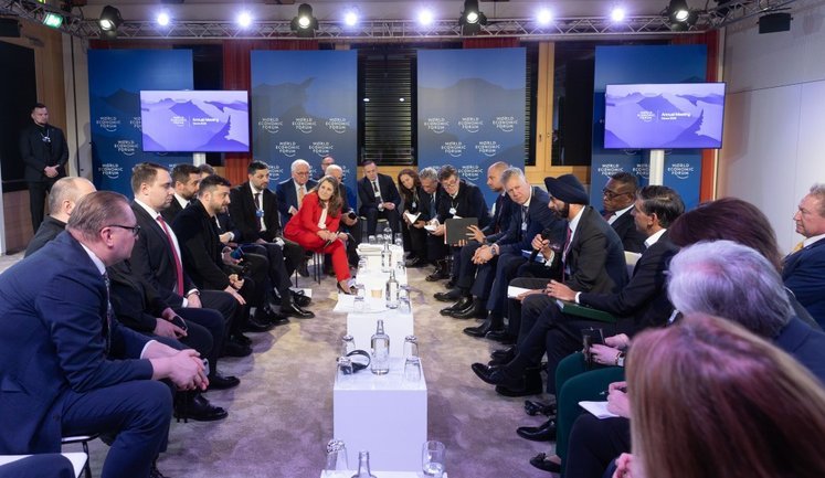 Зеленський у Давосі зустрівся з представниками міжнародного бізнесу, фінансових установ та енергетичних компаній. ВІДЕО+ФОТО