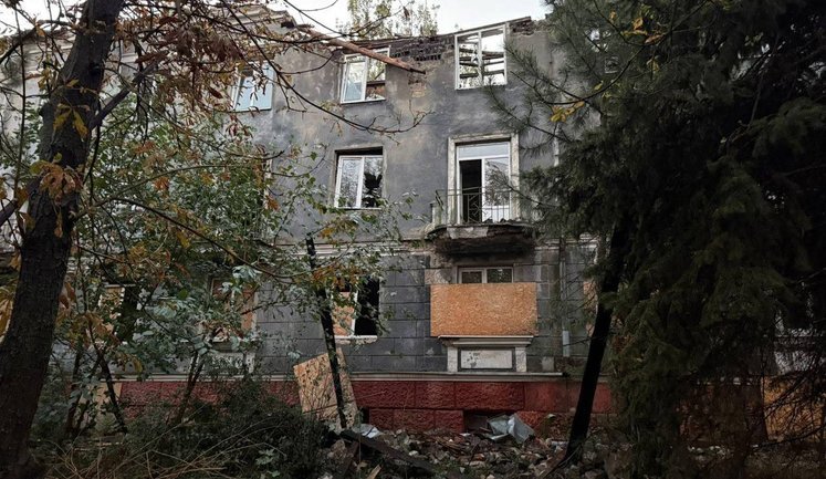 Russian forces struck hotel in Kramatorsk with two UAVs: no casualties. PHOTO