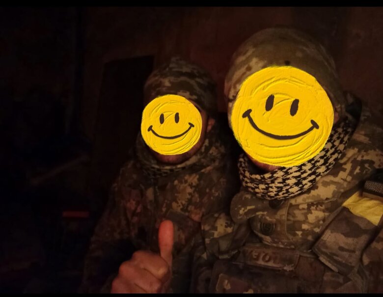 Прикордонник, позивний Джої: Перша колона була не дуже великою. Ми тоді підбили два танки, БМП і Тигр. Щоразу колони з технікою і піхотою збільшувалися 02