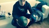 "Армию обеспечили не генералы, а волонтеры. А генералы отчитались наверх, что все хорошо, и что выделенные деньги куда-то дошли"