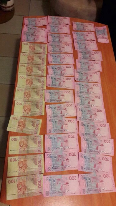 СБУ в Запорізькій області затримала поліцейського-хабарника 03 СБУ в Запорізькій області затримала поліцейського-хабарника 03