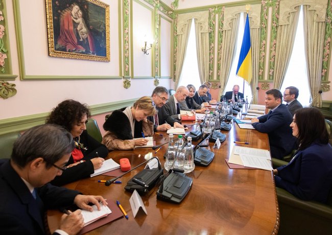 Богдан - послам G7: Приватбанк не вернут бывшим акционерам 01